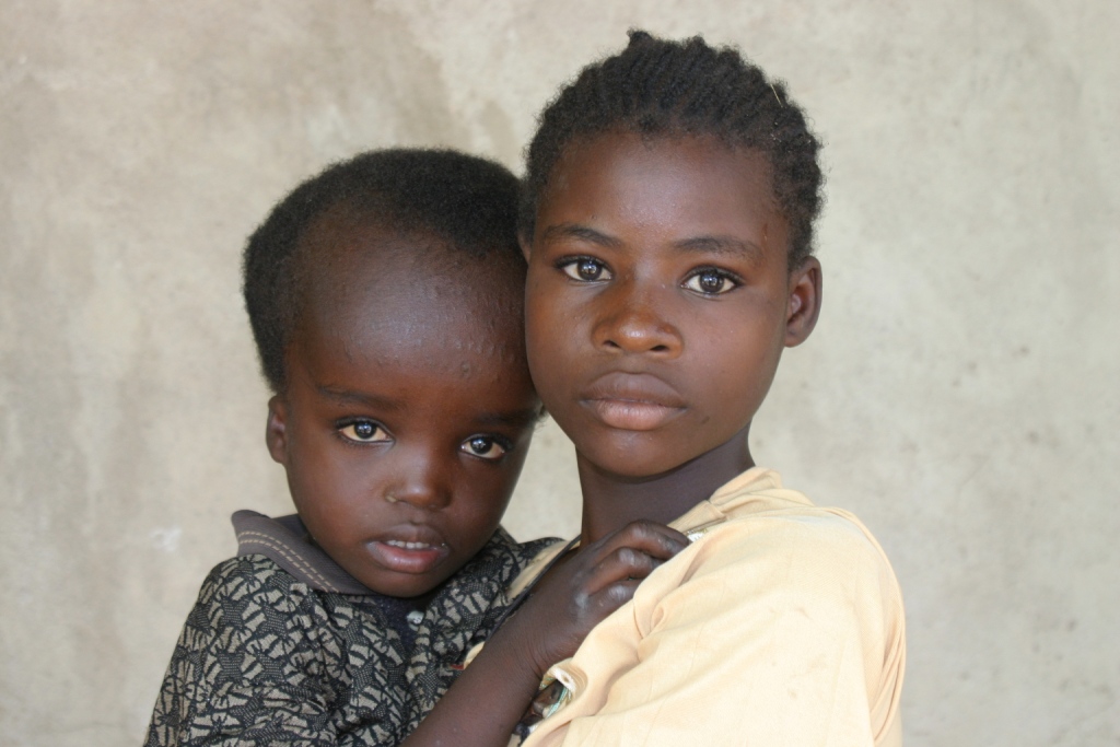 photo d'une femme et de son enfant