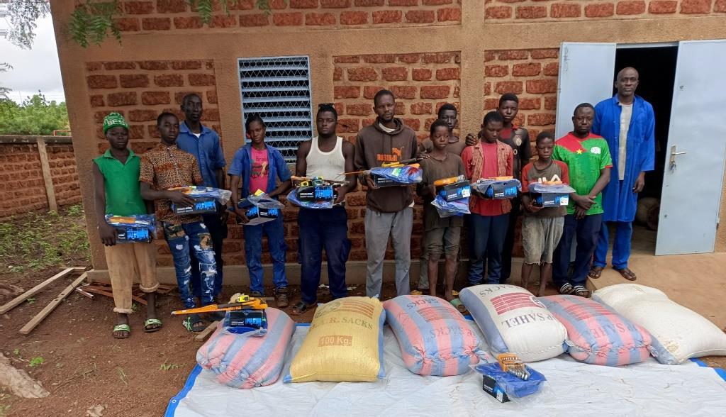 Remise symbolique de vivre