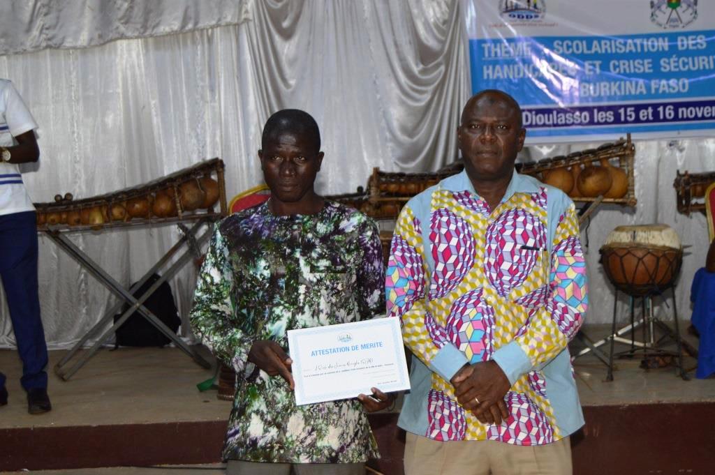 Photo de la remise du premier prix